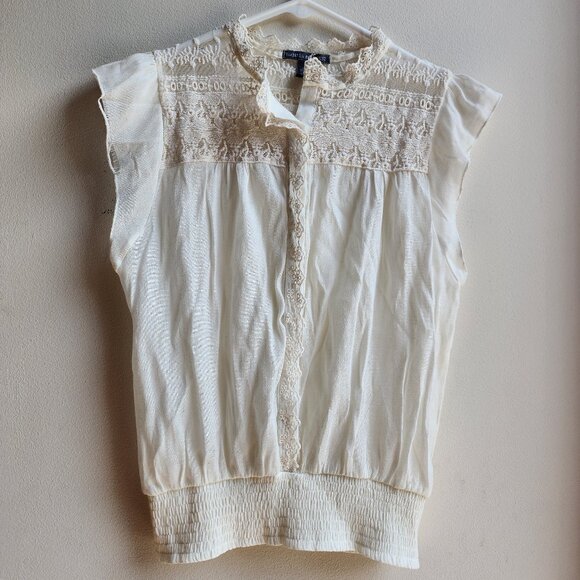 Isabella Rodriguez Cream Lace Ruffle Cap Sleeve Blouse Size Small - Picture 1 of 15